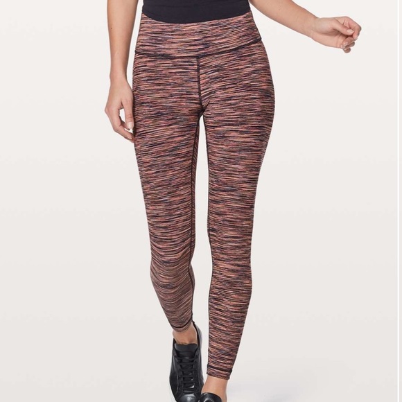 Lululemon Wunder Under Hi-rise 7/8 tight - Picture 2 of 6